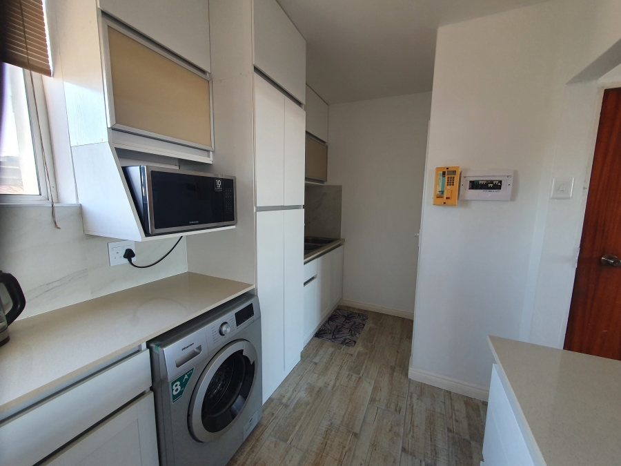 To Let 2 Bedroom Property for Rent in Summerstrand Eastern Cape